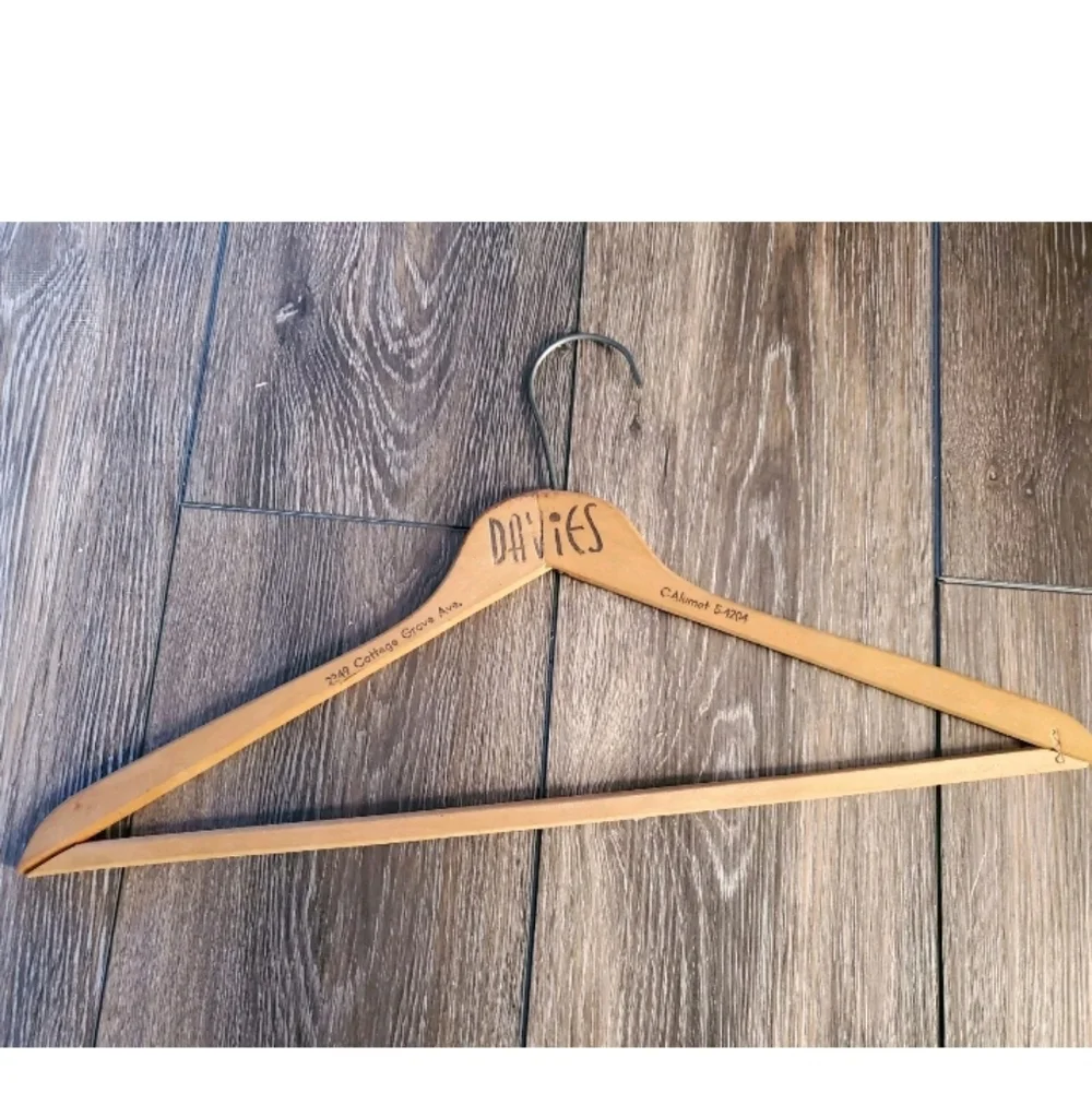 Hanger vintage wood